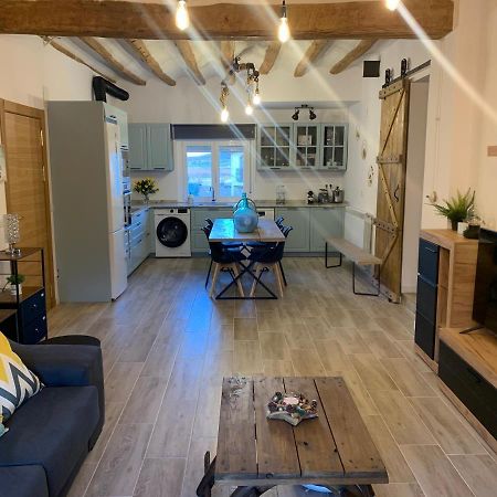 Alojamiento con amplio salón y chimenea. Apartamento Valverde  Exterior foto